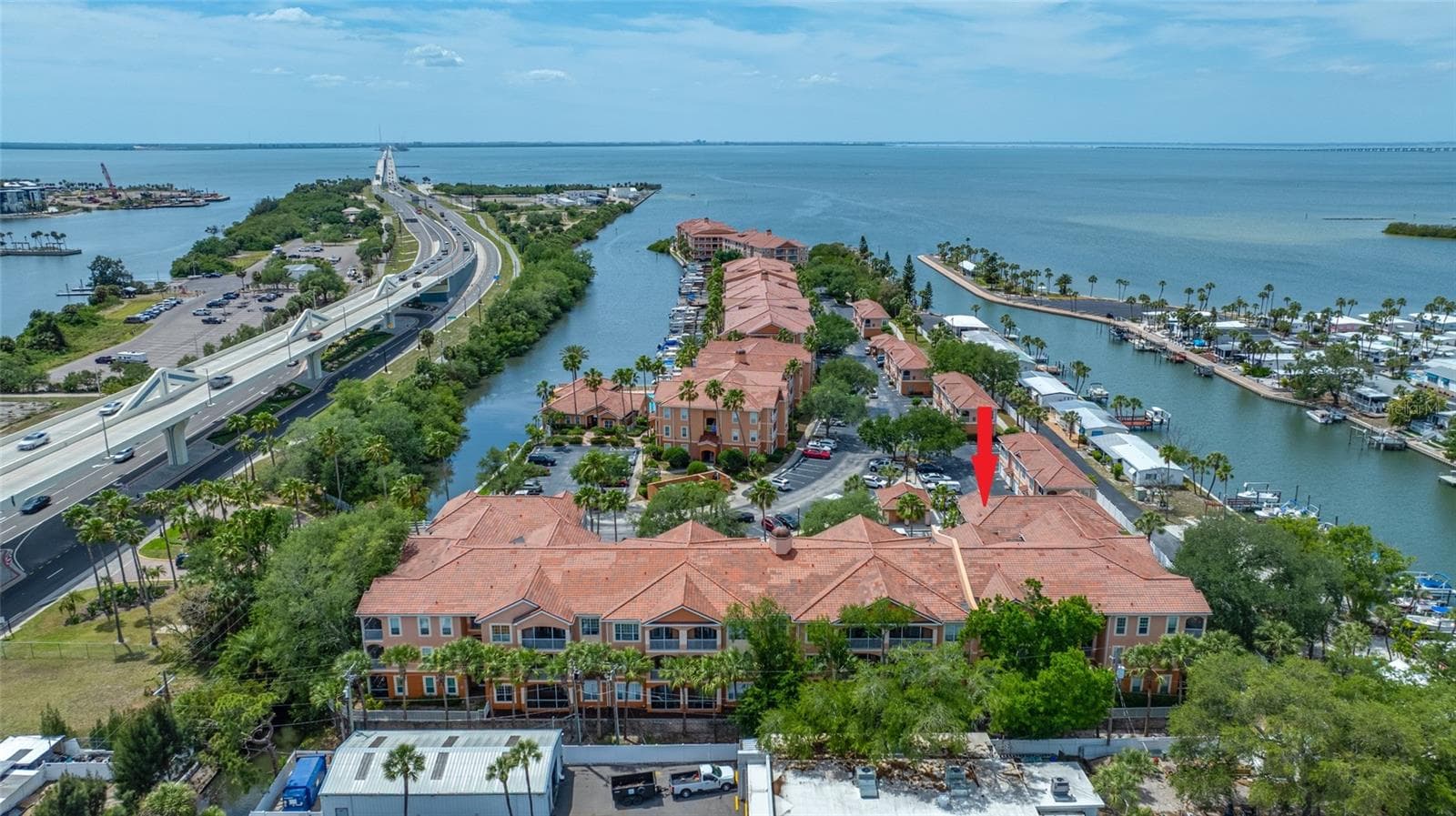 Condominium at 5000 CULBREATH KEY WAY #1-201, TAMPA, photo 7 of 52