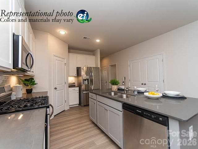 Townhouse at Charlotte, photo 11 of 21