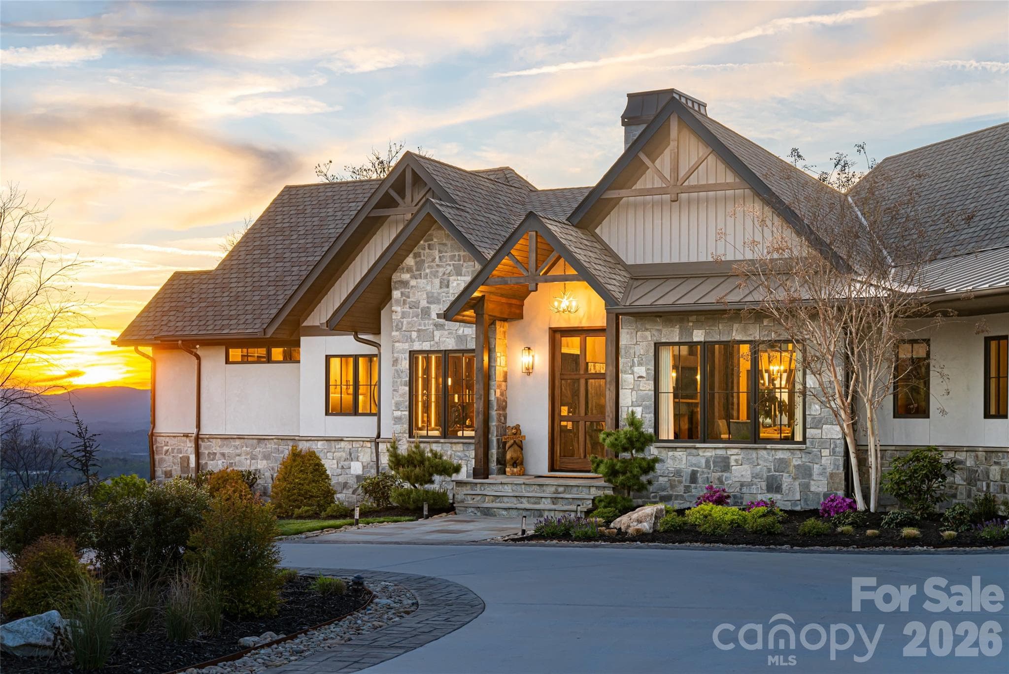 Single Family Residence at Weaverville, photo 6 of 48