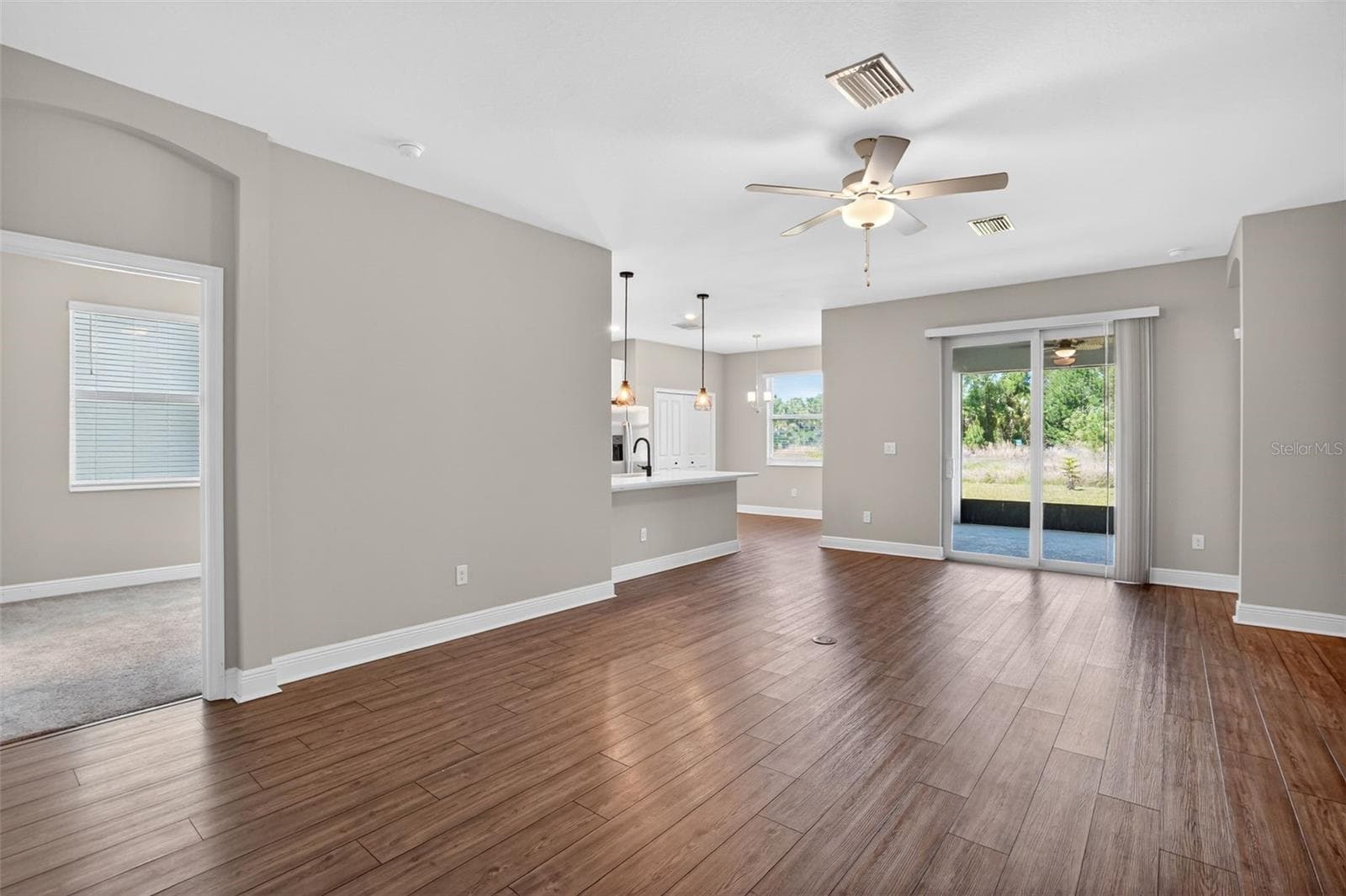 Single Family Residence at 8131 TEA OLIVE TER, PALMETTO, photo 11 of 29