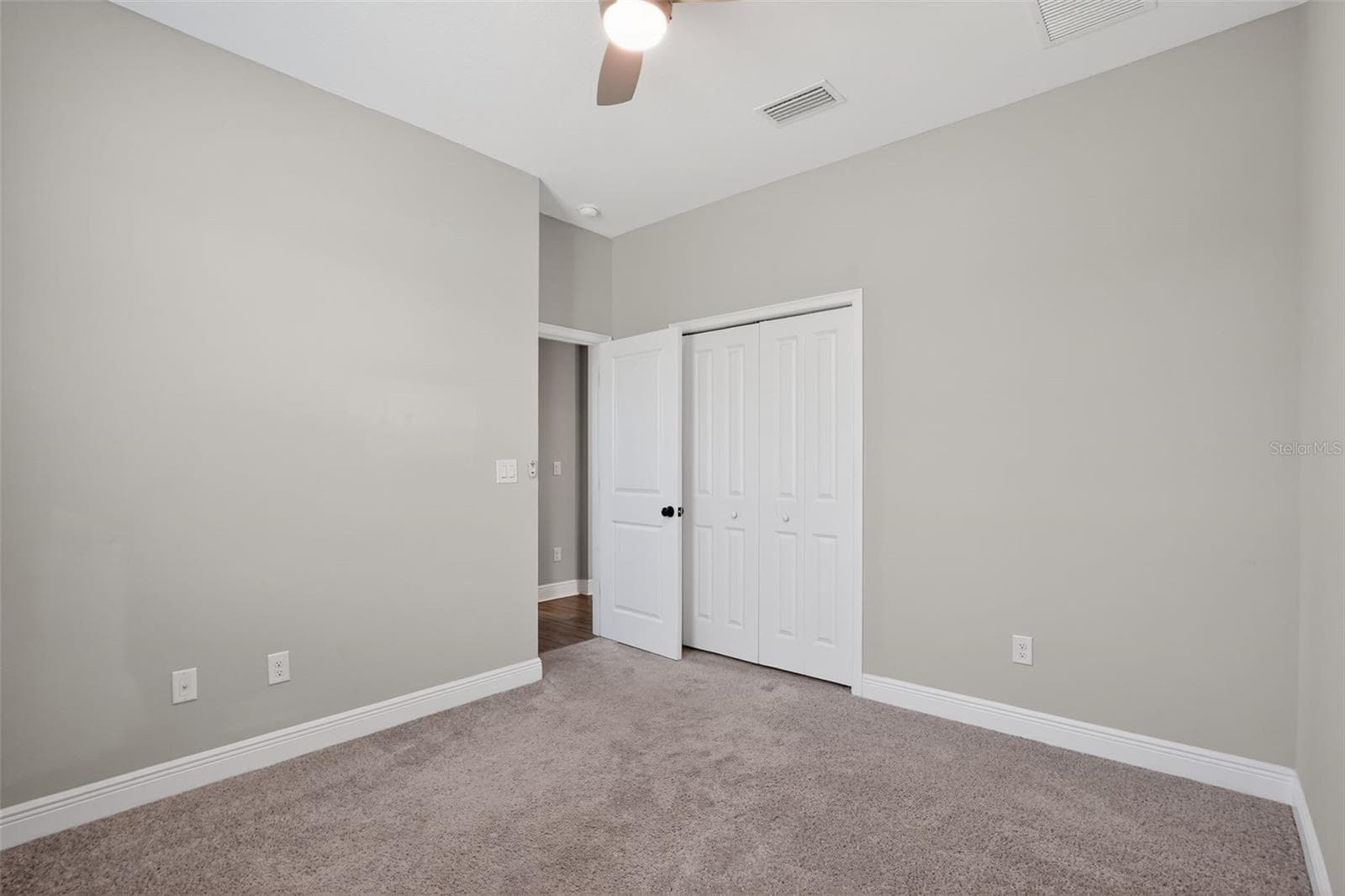 Single Family Residence at 8131 TEA OLIVE TER, PALMETTO, photo 14 of 29