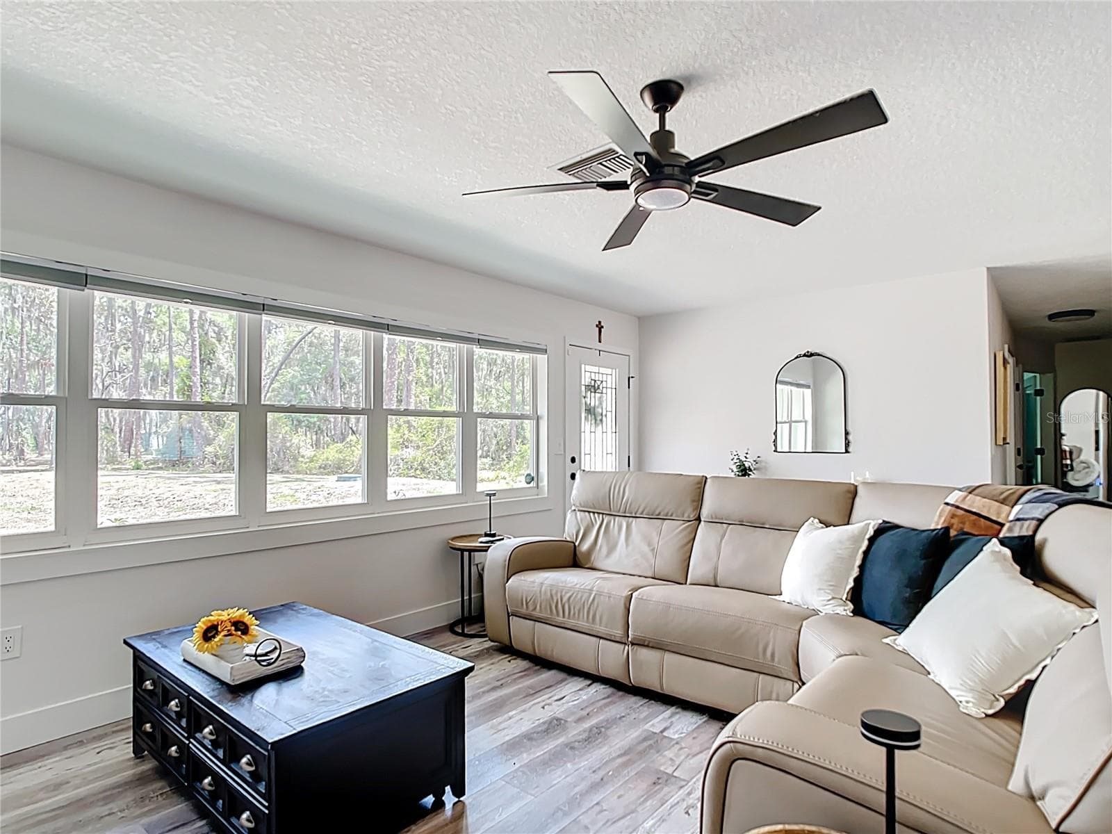 Single Family Residence at 7374 CIRCLE DR, LADY LAKE, photo 6 of 53