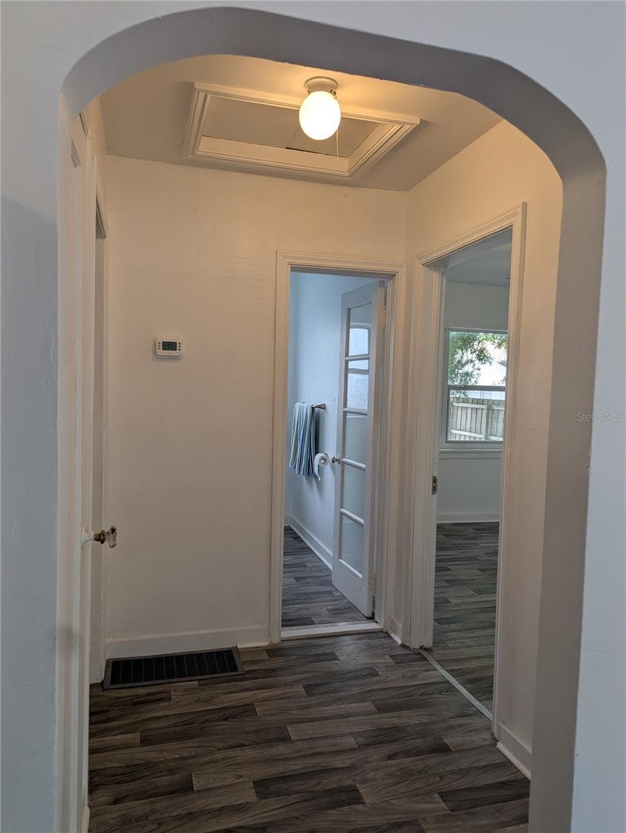 Single Family Residence at 3834 DR MARTIN LUTHER KING JR ST S, ST PETERSBURG, photo 11 of 32