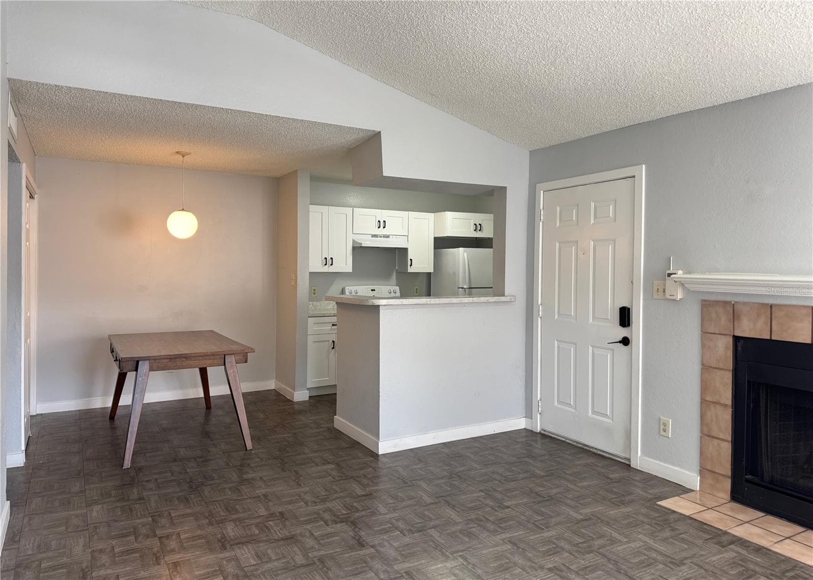 Open floor plan - 5540 DEVONBRIAR WAY #203, ORLANDO