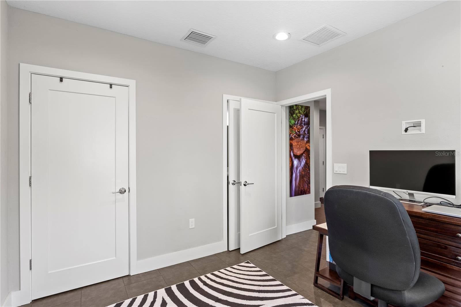 Townhouse at 2521 11TH PL N, ST PETERSBURG, photo 15 of 49
