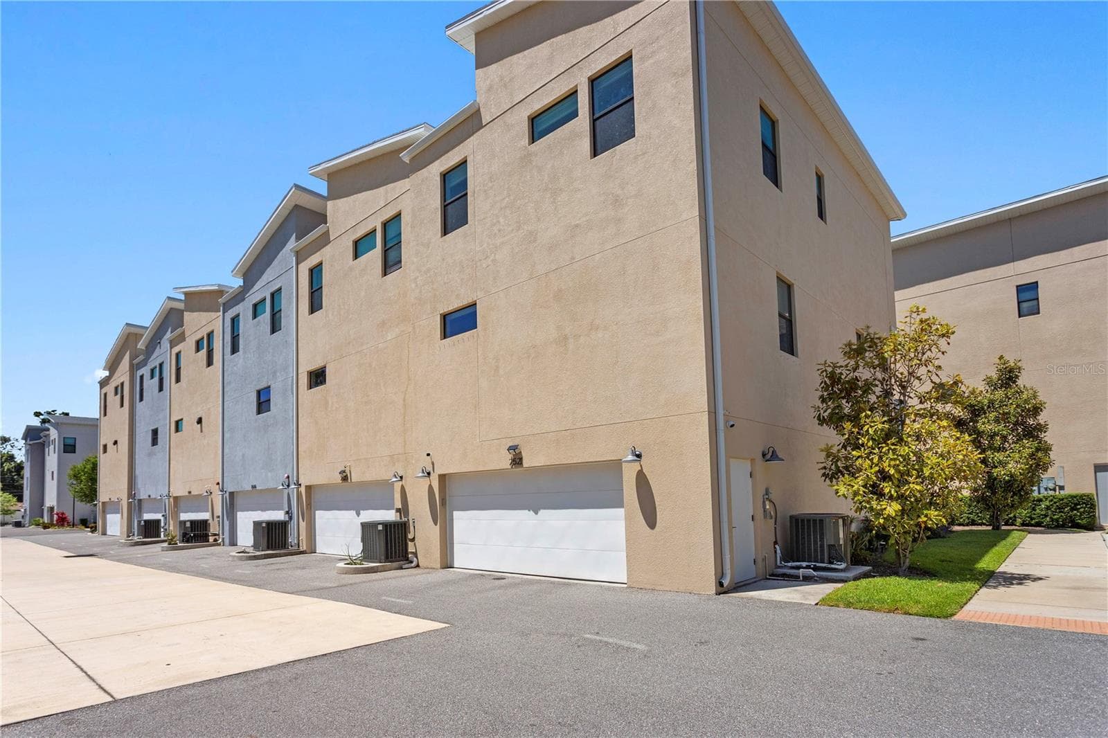 Townhouse at 2521 11TH PL N, ST PETERSBURG, photo 36 of 49