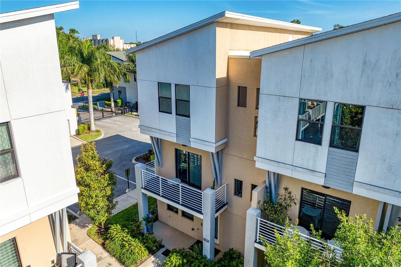 Townhouse at 2521 11TH PL N, ST PETERSBURG, photo 48 of 49