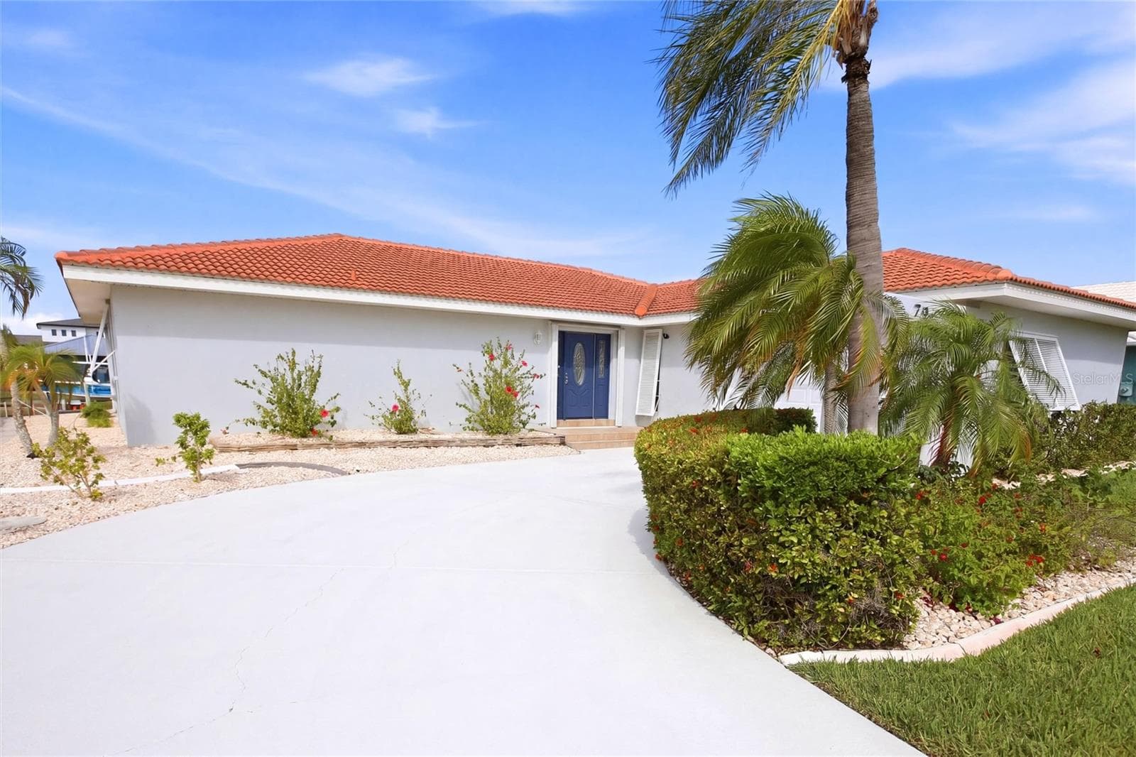 79 TROPICANA DR