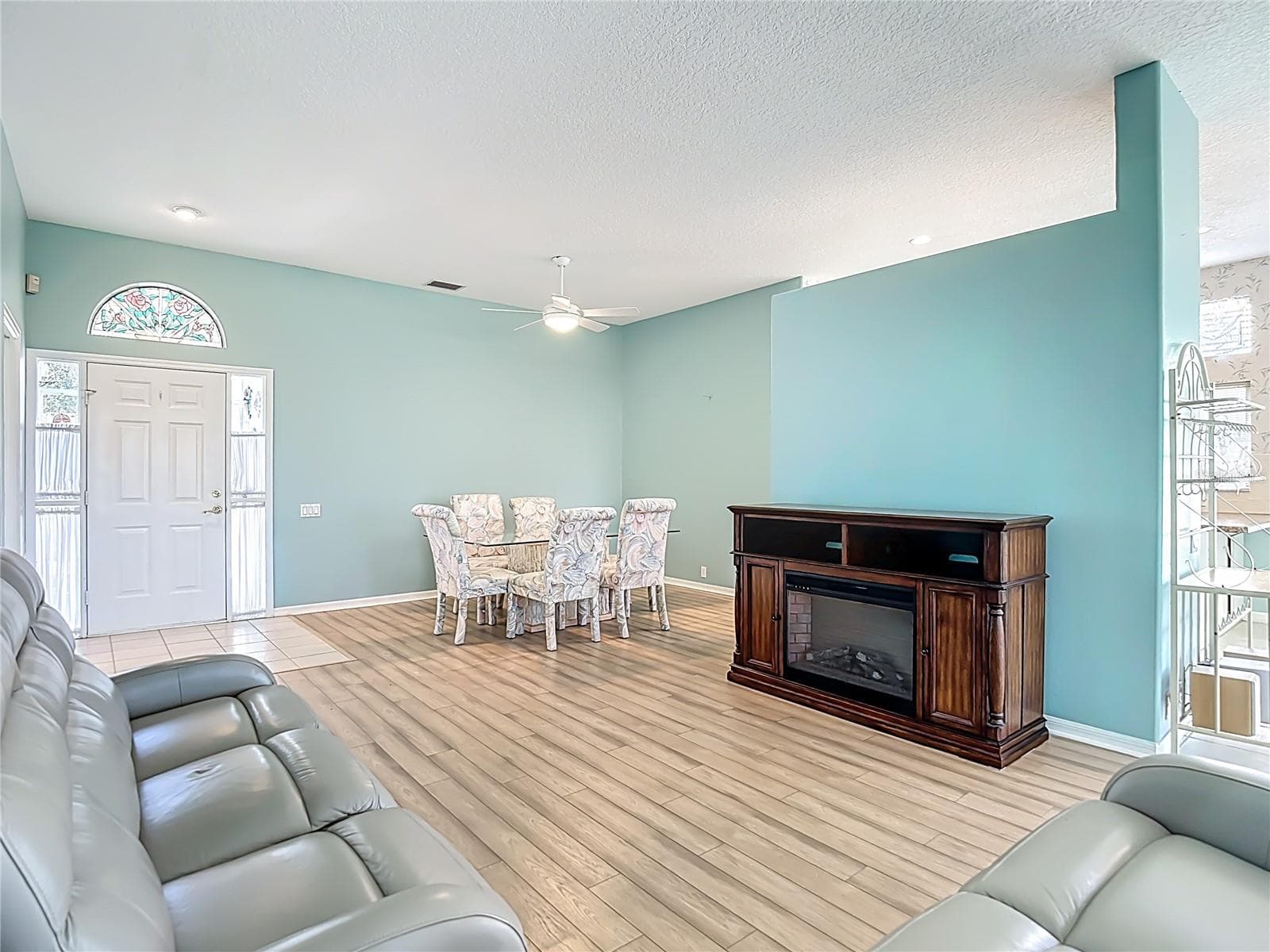 Single Family Residence at 9289 PENELOPE DR, WEEKI WACHEE, photo 11 of 27