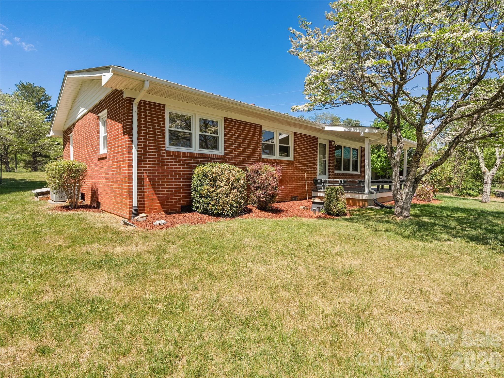 Single Family Residence at Waynesville, photo 3 of 23