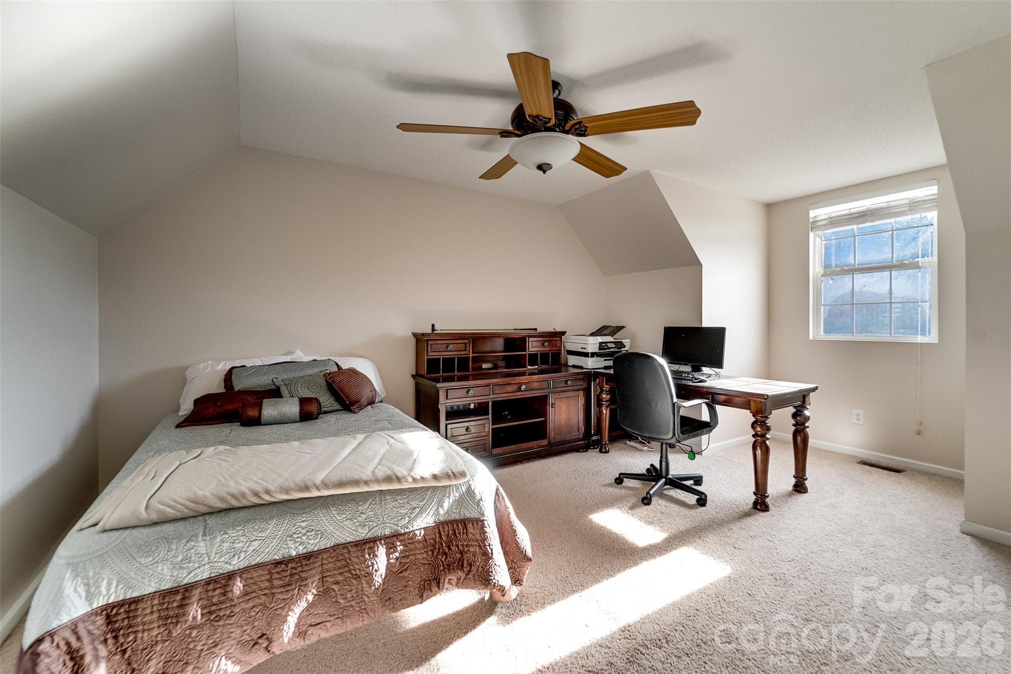 Single Family Residence at Sylva, photo 23 of 48