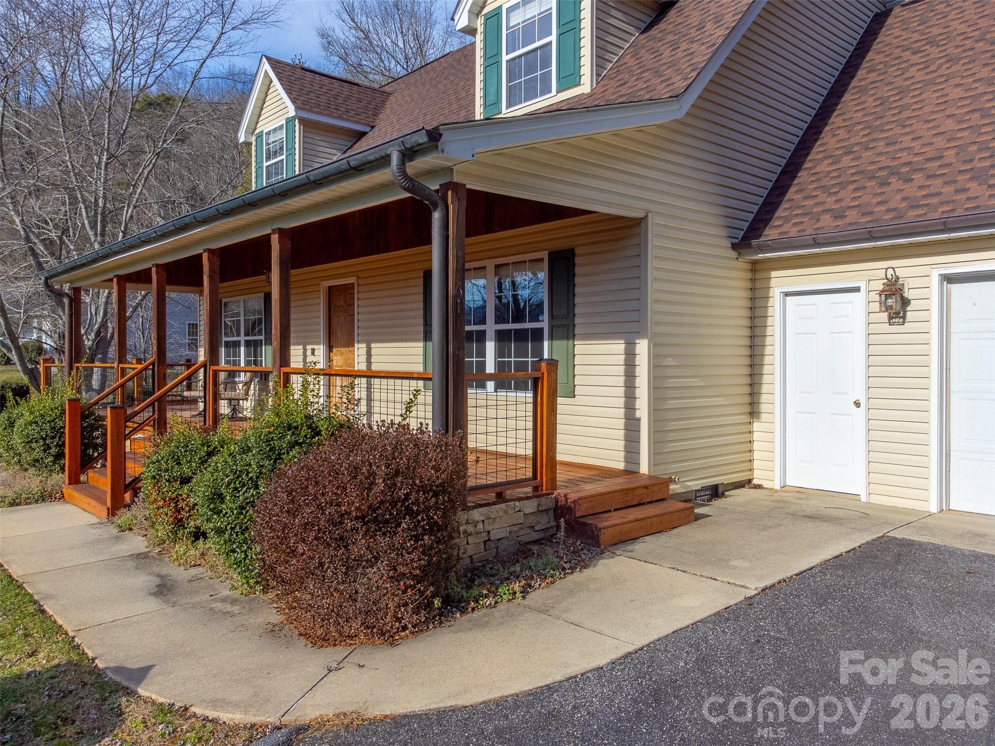 Single Family Residence at Sylva, photo 36 of 48