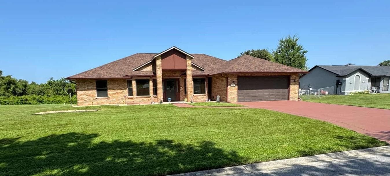 2220 EMPEROR DR