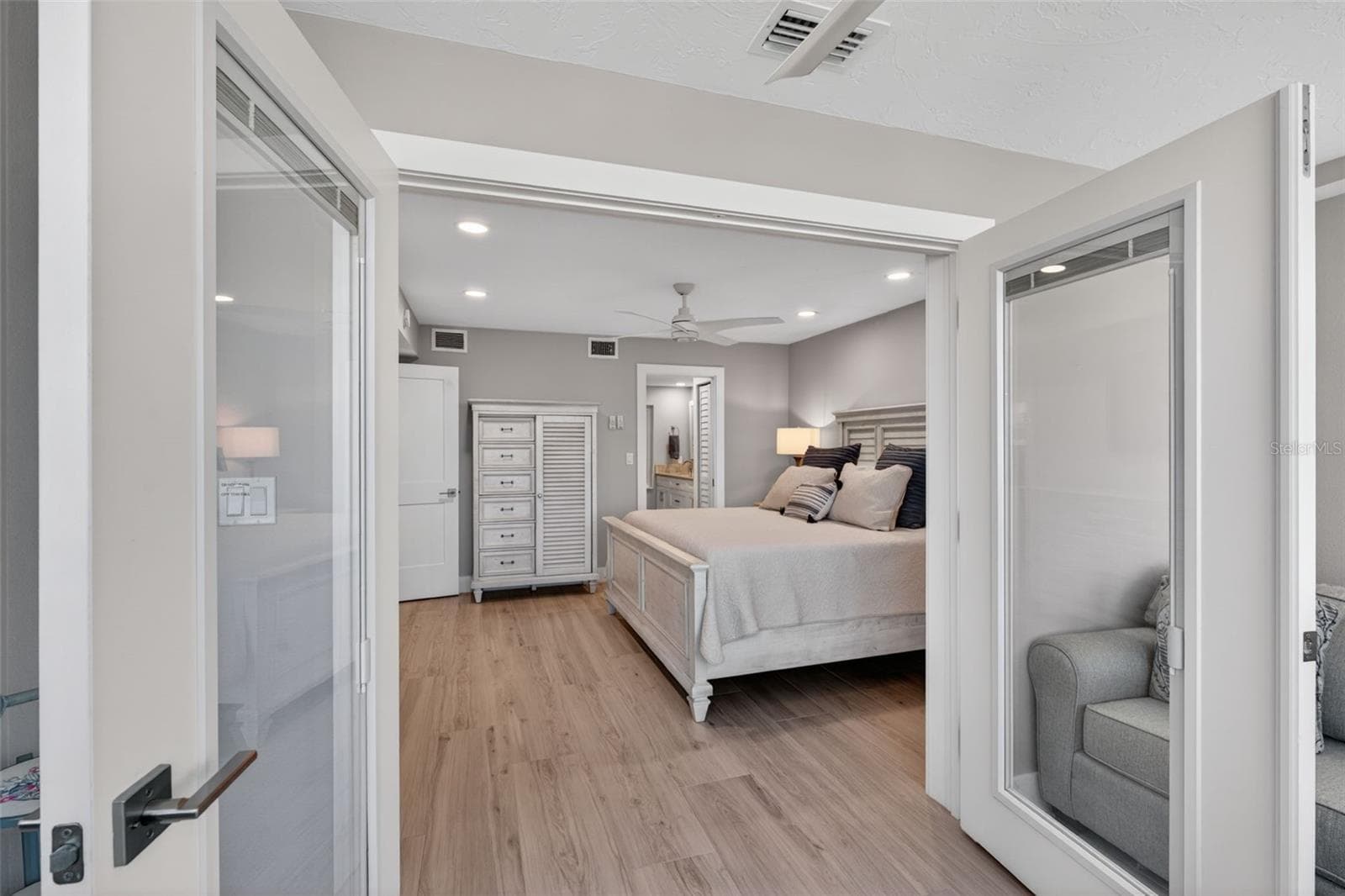 Condominium at 1080 W PEPPERTREE LN #305A, SARASOTA, photo 24 of 56