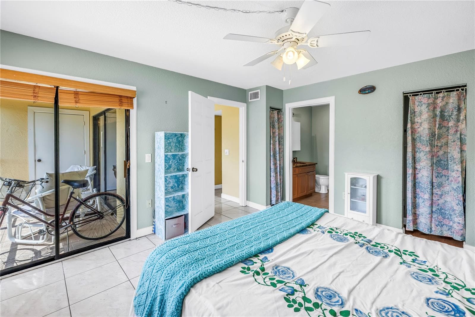Condominium at 3001 58TH AVE S #315, ST PETERSBURG, photo 14 of 41