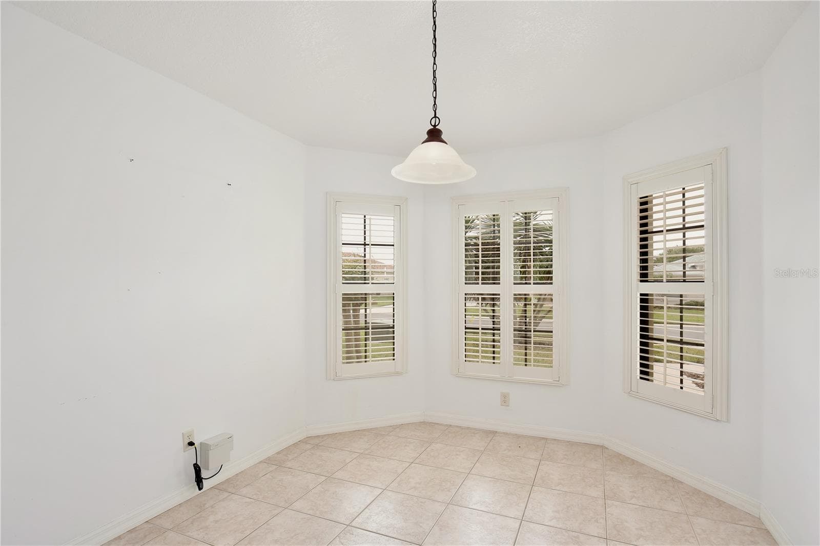 Single Family Residence at 27210 STONEY BROOK DR, LEESBURG, photo 8 of 59
