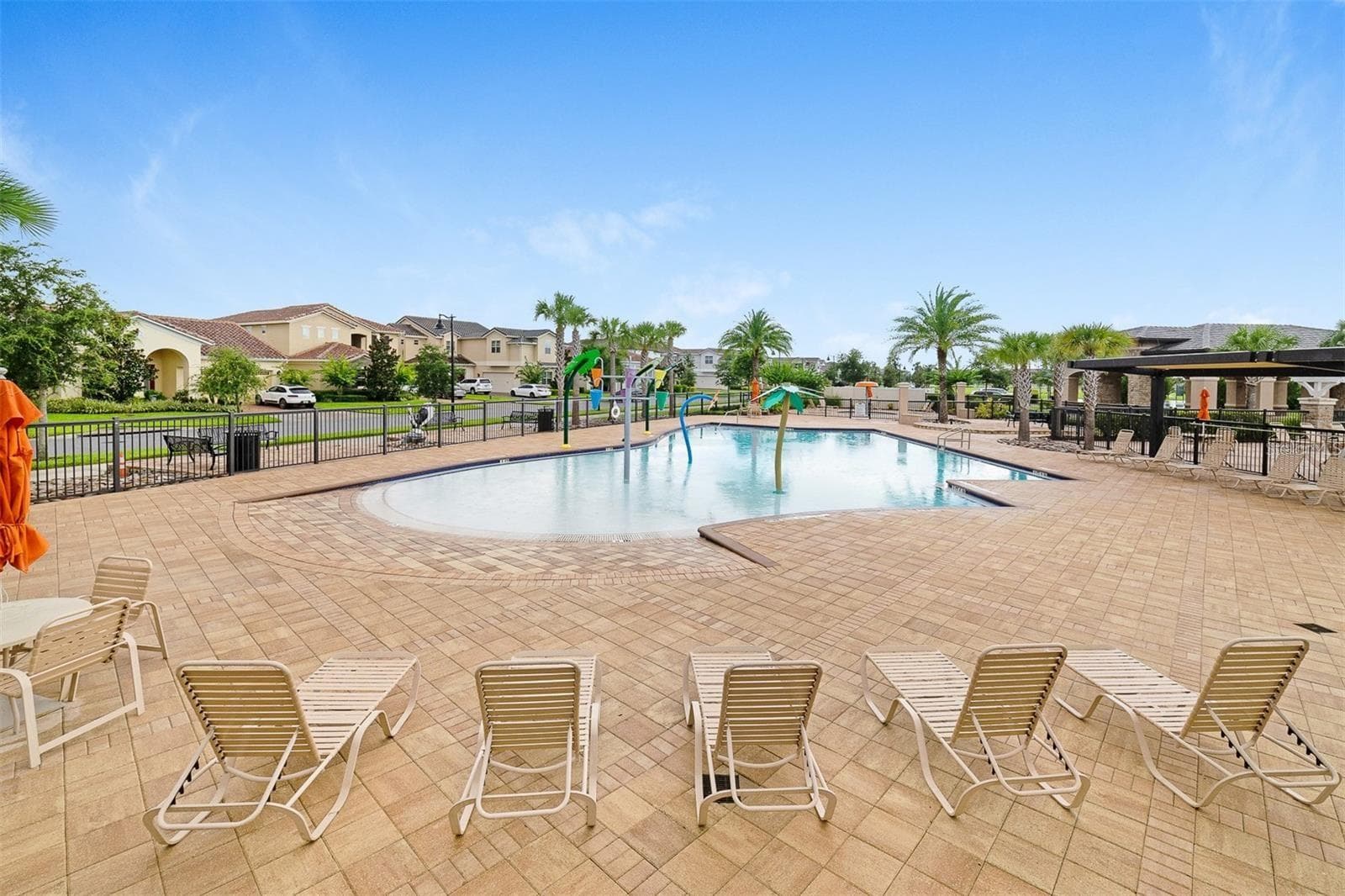 Townhouse at EAGLE CRK VILLAGE L PH 1, ORLANDO, photo 33 of 34