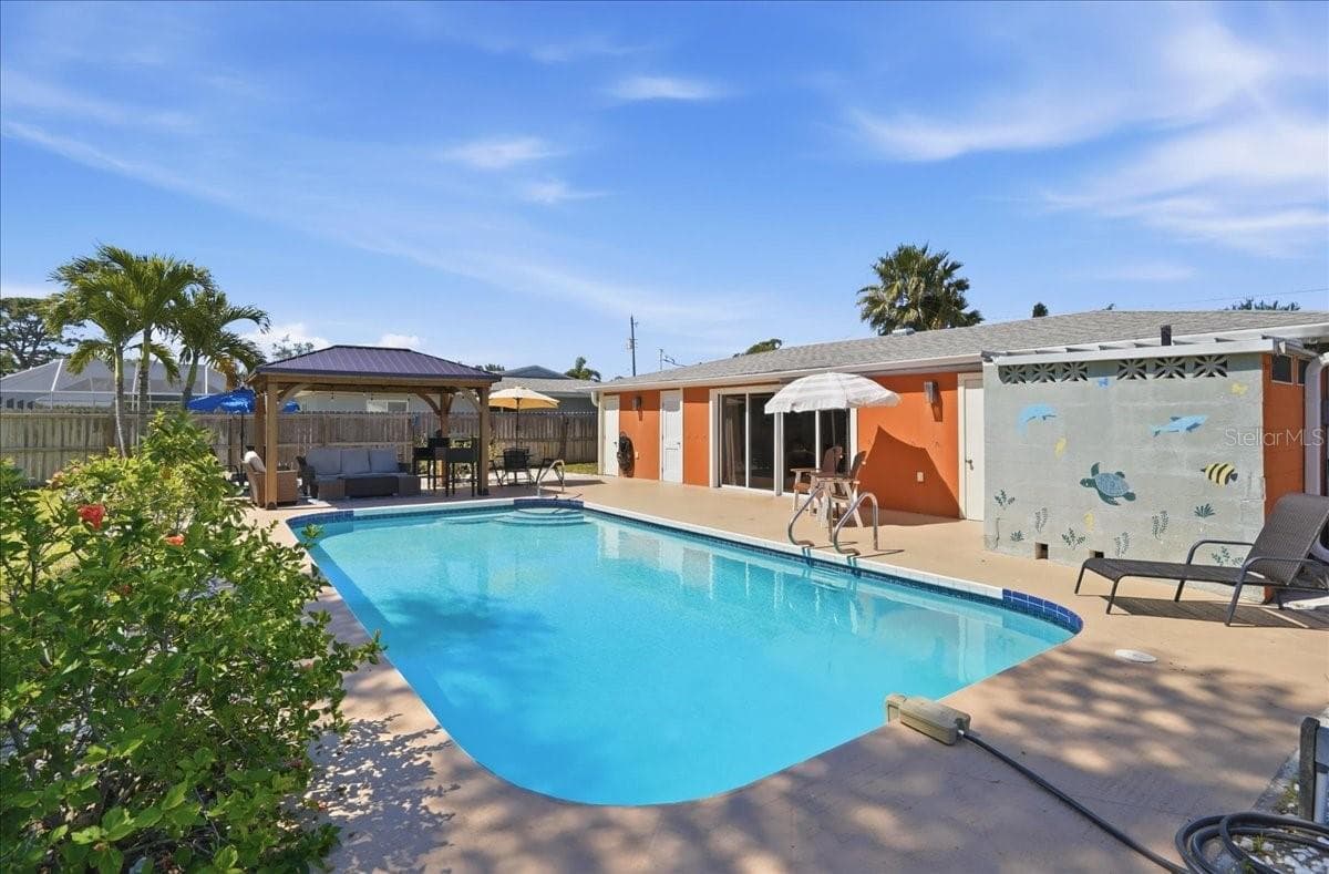 1129 Riviera StVenice, FL 34285 - 1129 RIVIERA ST, VENICE