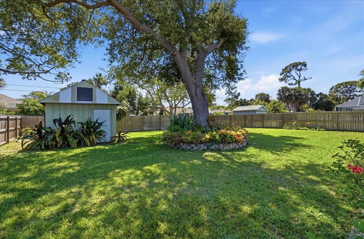 1129 Riviera StVenice, FL 34285 - 1129 RIVIERA ST, VENICE
