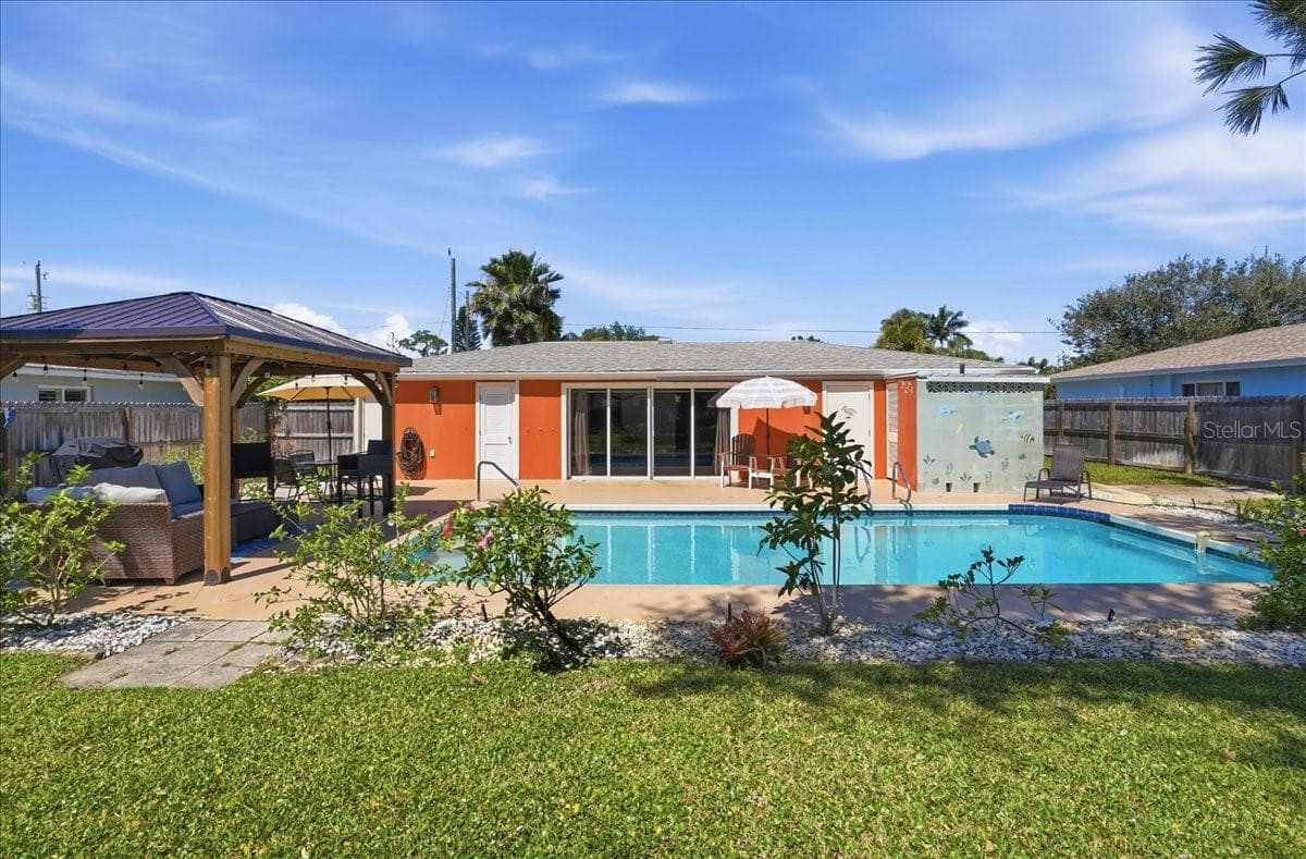1129 Riviera StVenice, FL 34285 - 1129 RIVIERA ST, VENICE