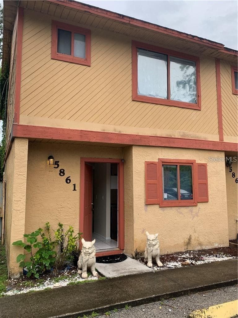 5861 CURRY FORD RD #12