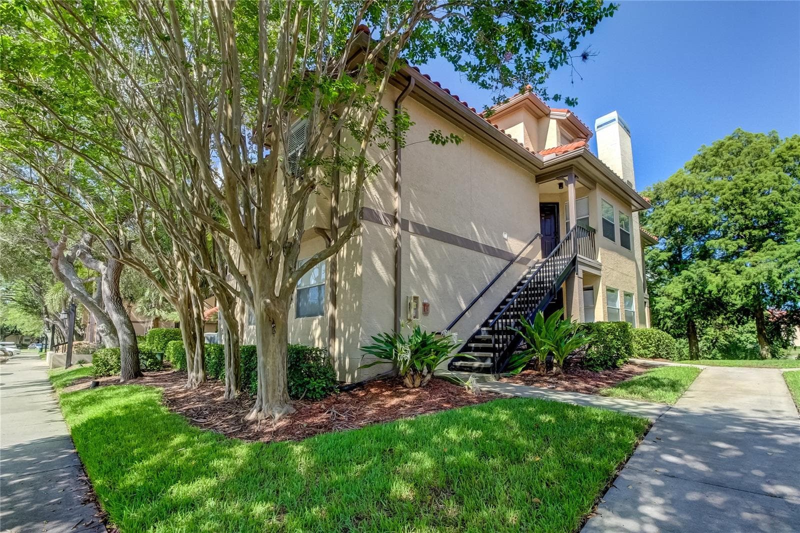 2400 FEATHER SOUND DR #1228
