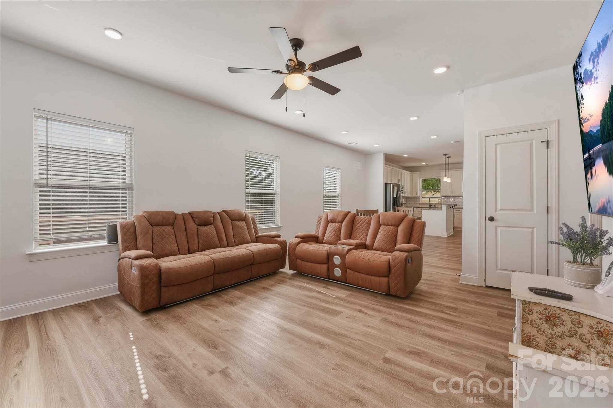 Single Family Residence at Gastonia, photo 4 of 32
