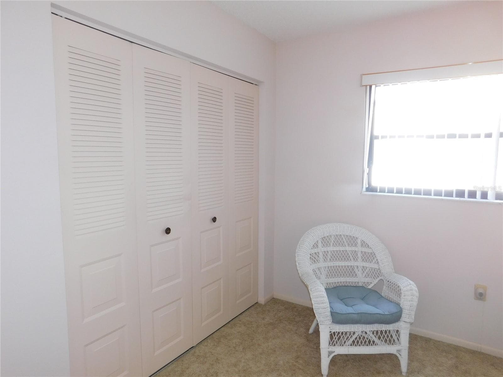 second bedroom with closets - 5400 34TH ST W #L5, BRADENTON
