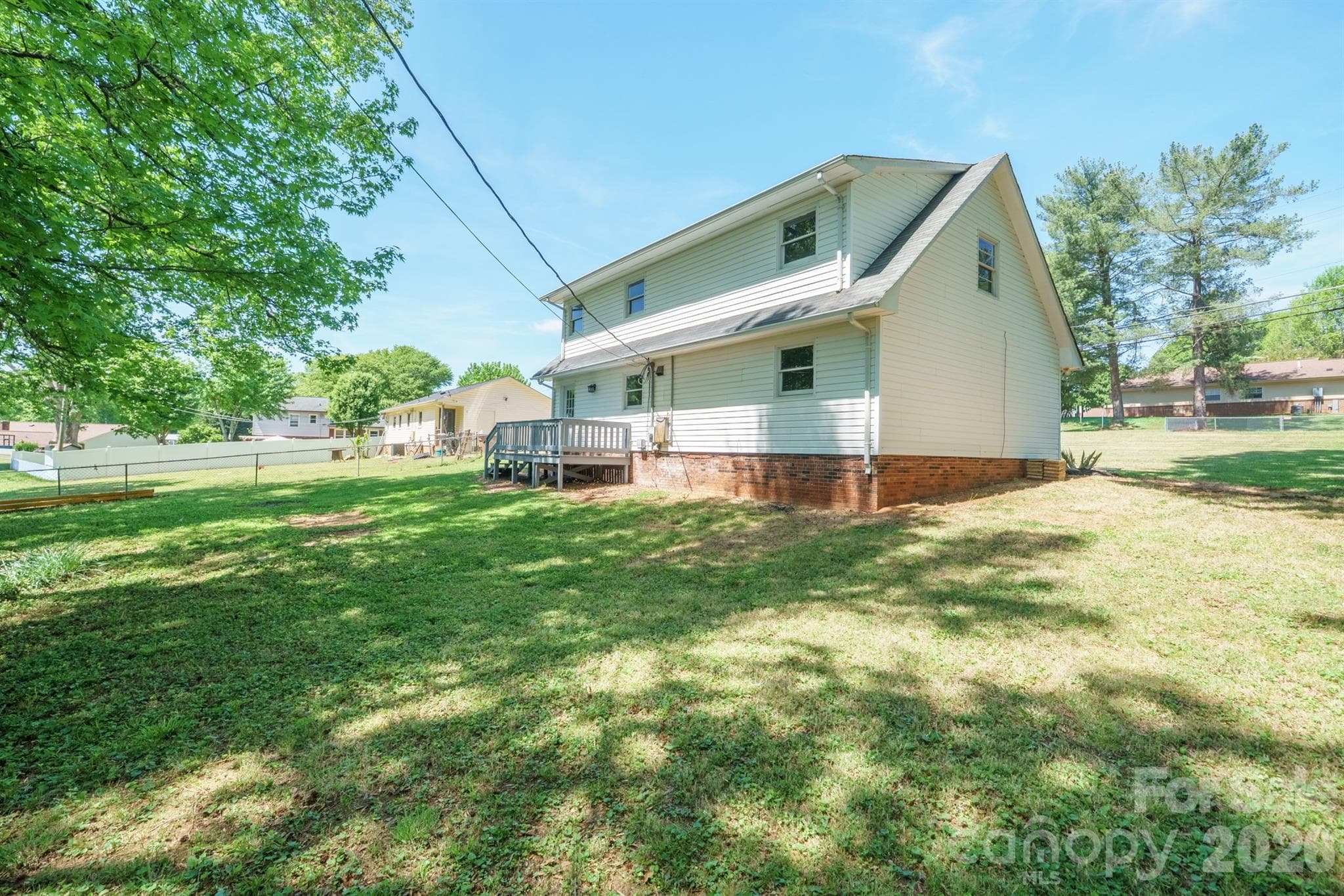 Single Family Residence at 806 S Laurel Street, Lincolnton, photo 4 of 42