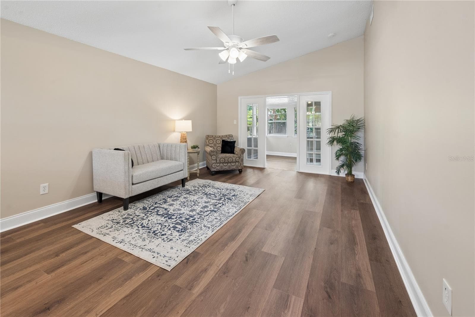 Single Family Residence at 950 S LAWRENCE BLVD, KEYSTONE HEIGHTS, photo 10 of 41