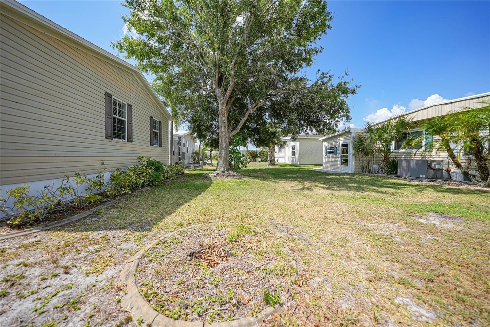 Manufactured Home at 2100 KINGS HWY #206, PORT CHARLOTTE, photo 23 of 28