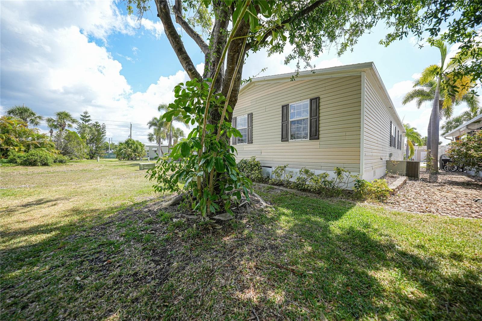 Manufactured Home at 2100 KINGS HWY #206, PORT CHARLOTTE, photo 25 of 28