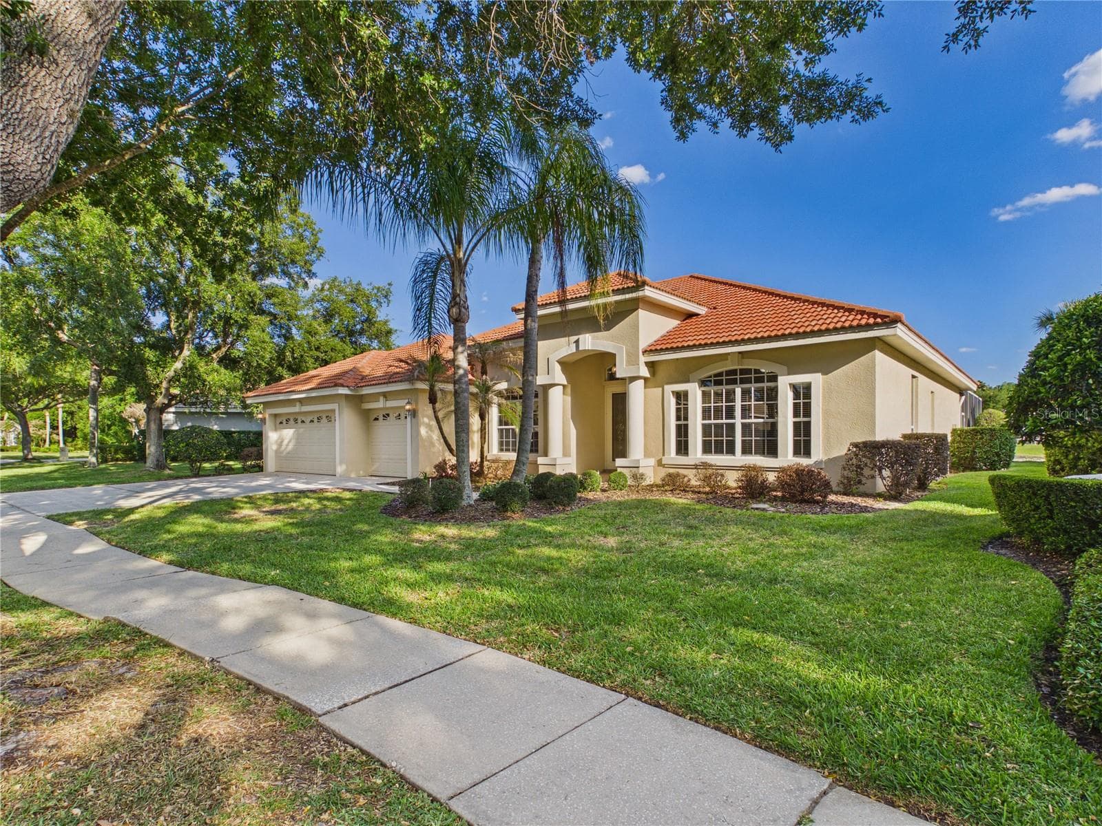 Single Family Residence at 10207 ESTUARY DR, TAMPA, photo 8 of 97