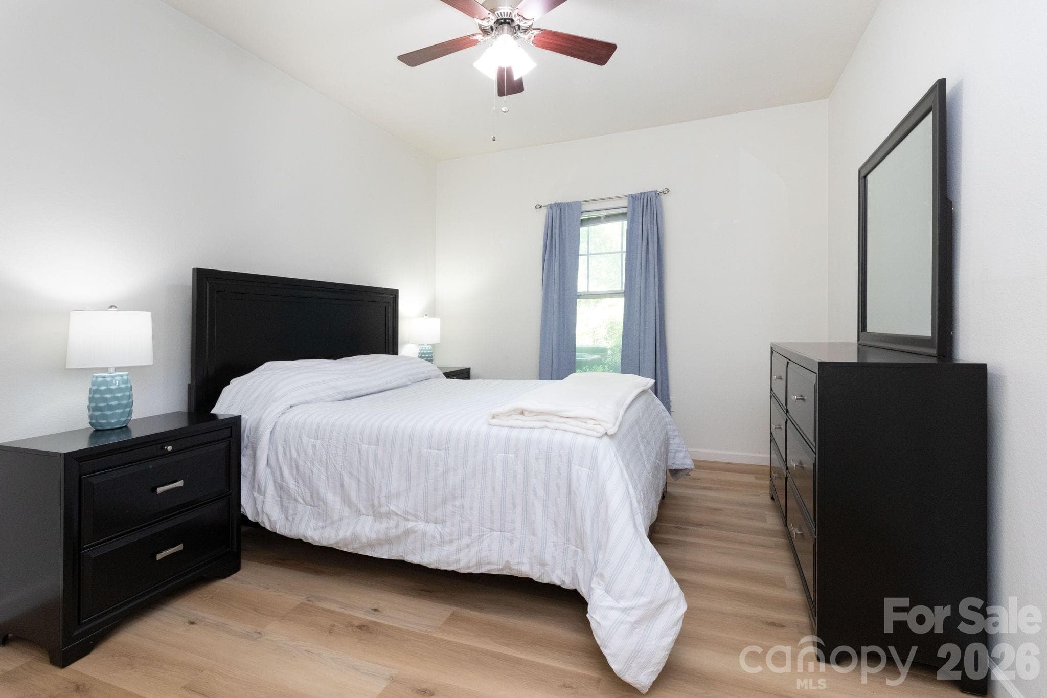 Bedroom - 400 Vista Lake Drive, Candler