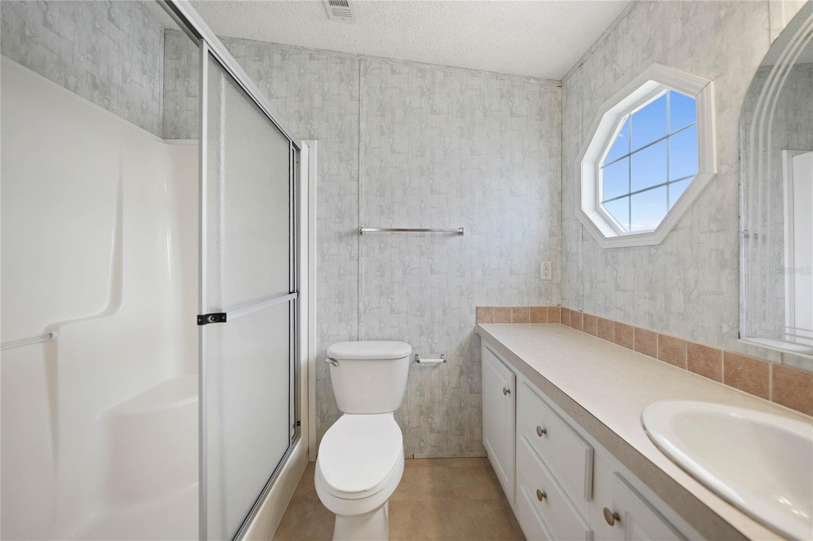 Manufactured Home at 2100 KINGS HWY #517, PORT CHARLOTTE, photo 16 of 40