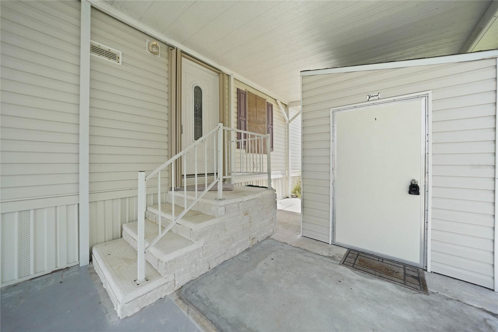 Manufactured Home at 2100 KINGS HWY #517, PORT CHARLOTTE, photo 21 of 40