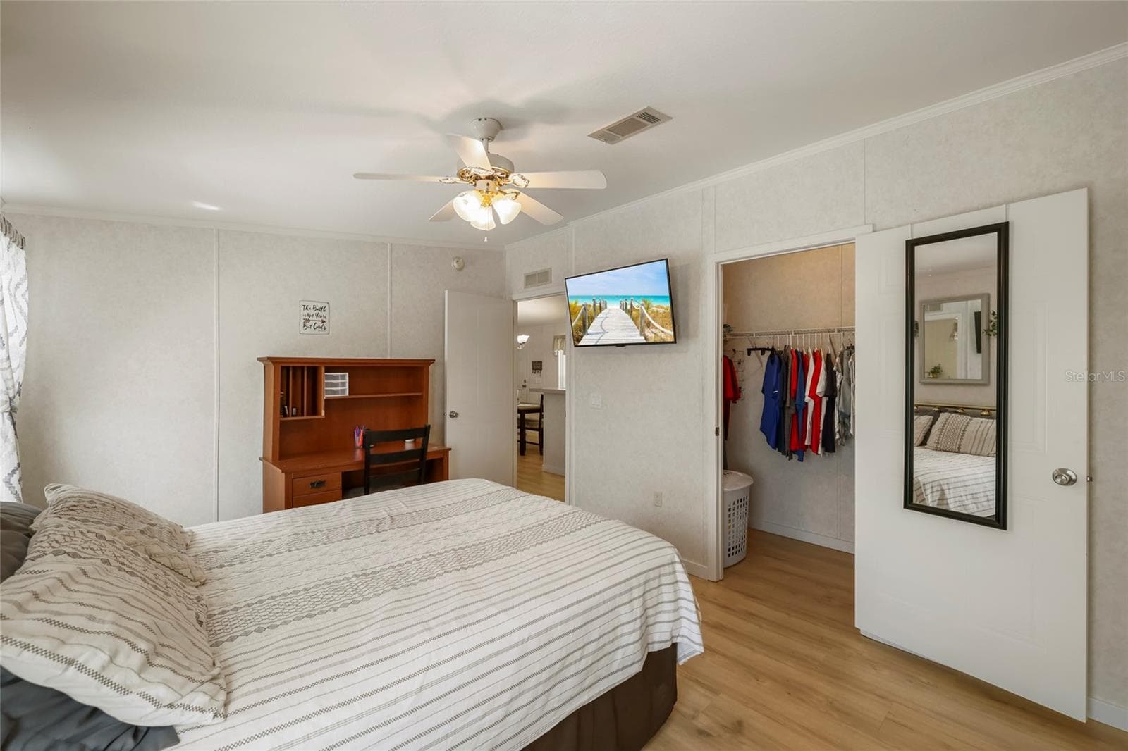 Manufactured Home at 2927 COQUINA ESPLANADE, PUNTA GORDA, photo 22 of 36