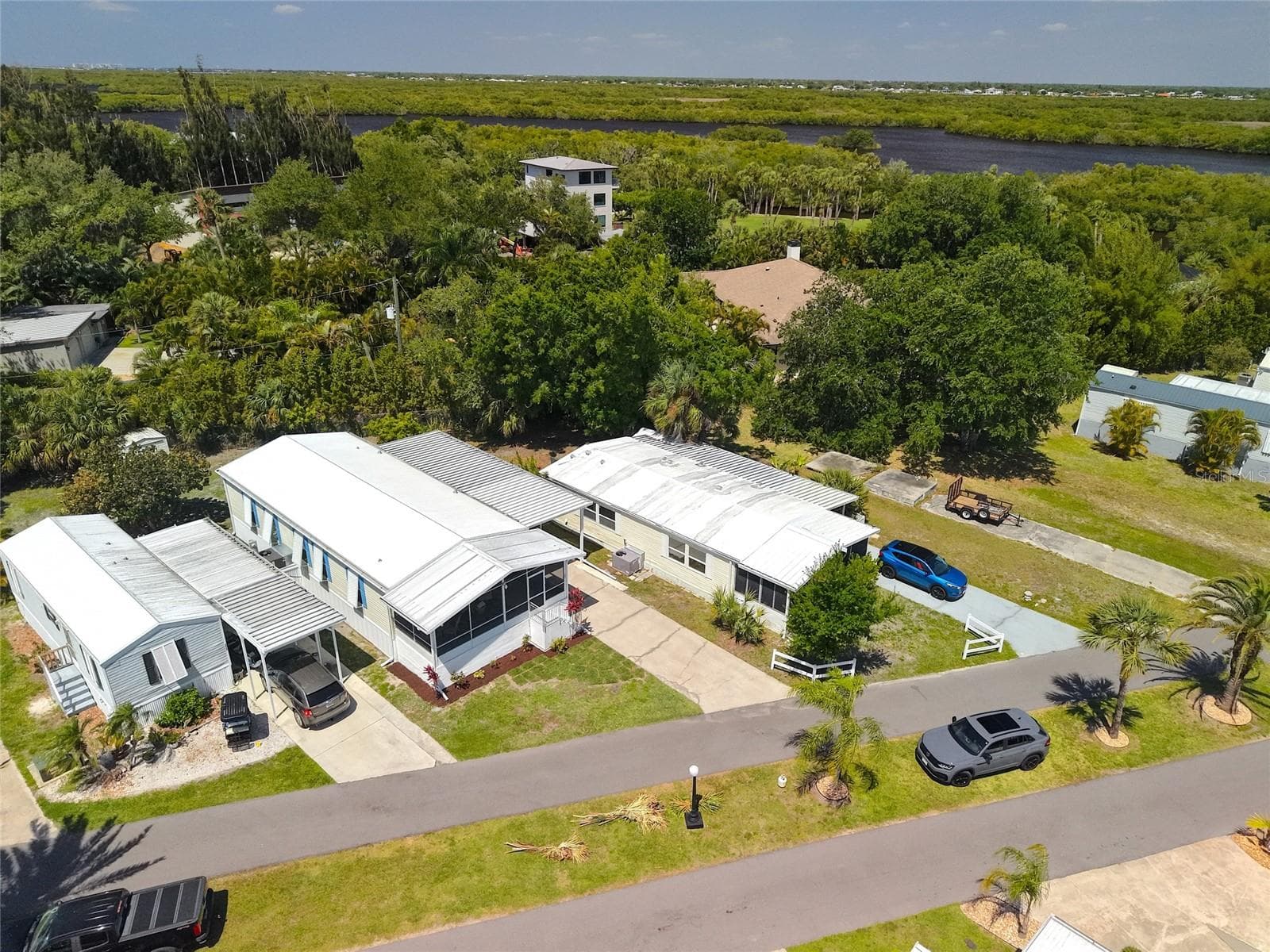 Manufactured Home at 2927 COQUINA ESPLANADE, PUNTA GORDA, photo 35 of 36