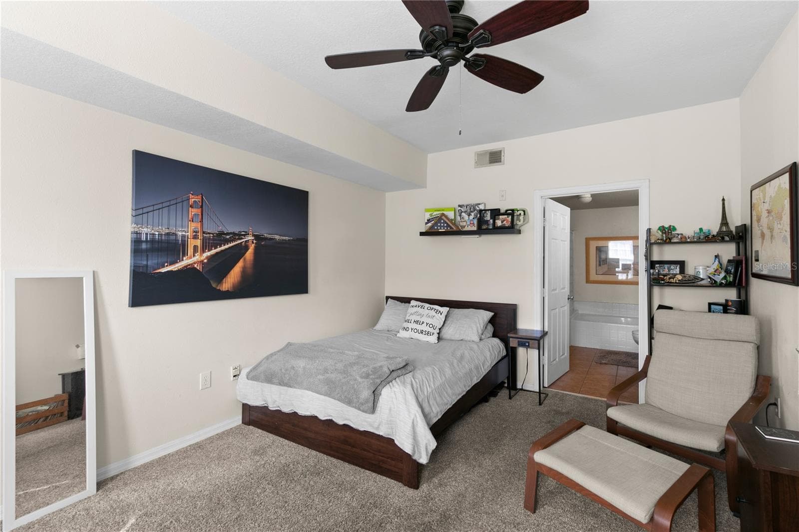 Condominium at 501 KNIGHTS RUN AVE #1310, TAMPA, photo 15 of 33