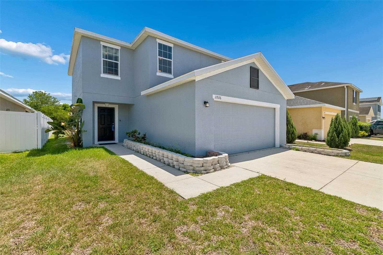 Single Family Residence at 11926 GRAND KEMPSTON DR, GIBSONTON, photo 4 of 57