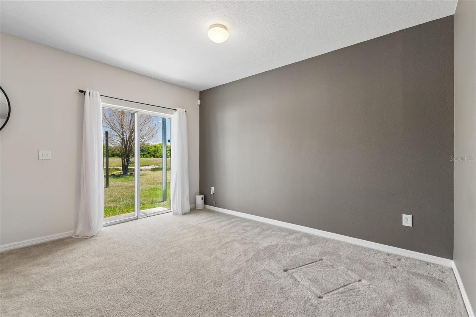 Single Family Residence at 11926 GRAND KEMPSTON DR, GIBSONTON, photo 16 of 57