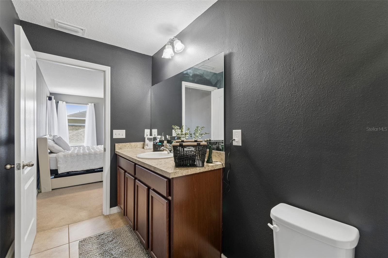 Single Family Residence at 11926 GRAND KEMPSTON DR, GIBSONTON, photo 27 of 57