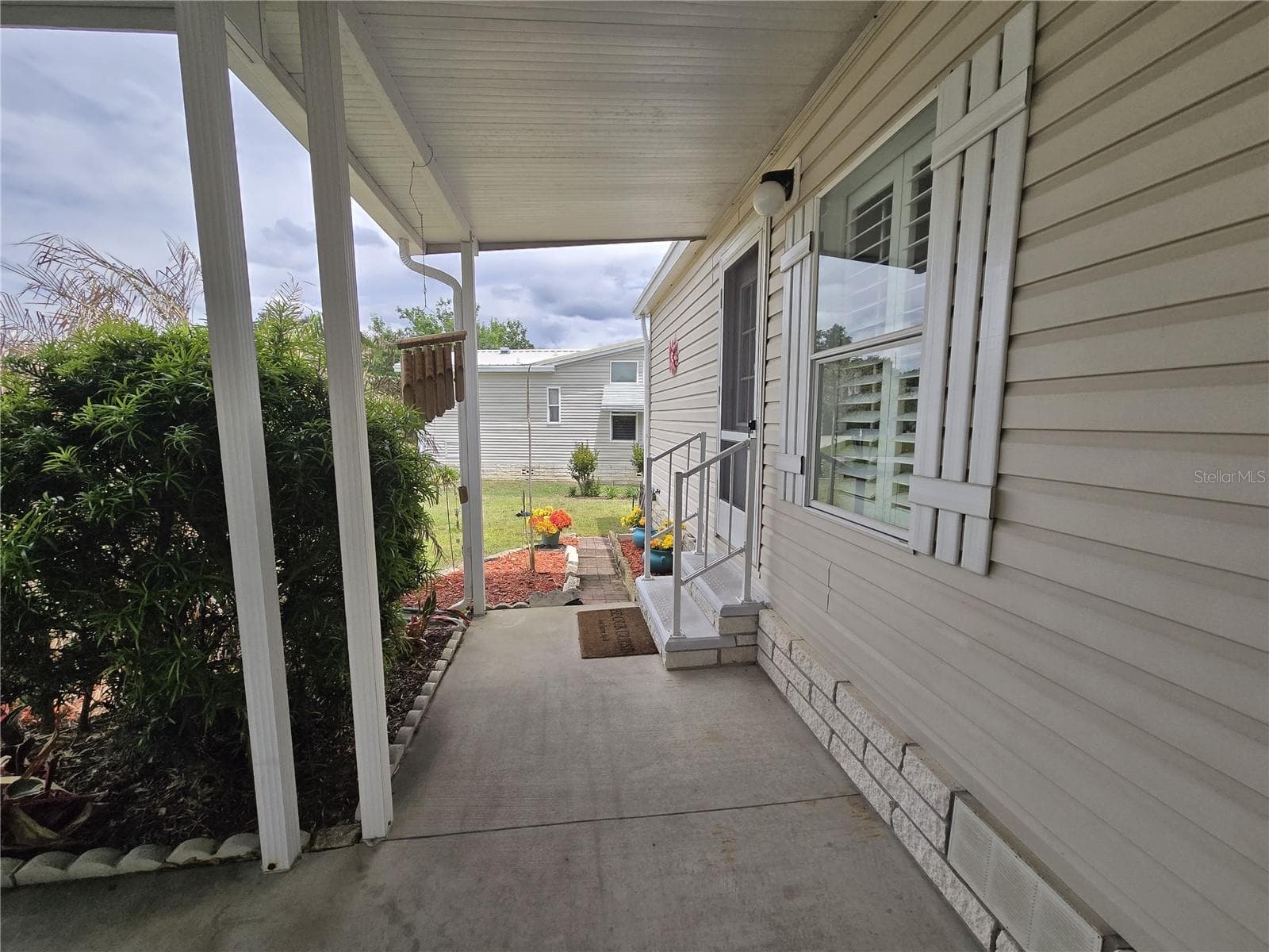 entry front - 4122 GREENBLUFF RD #821, ZELLWOOD