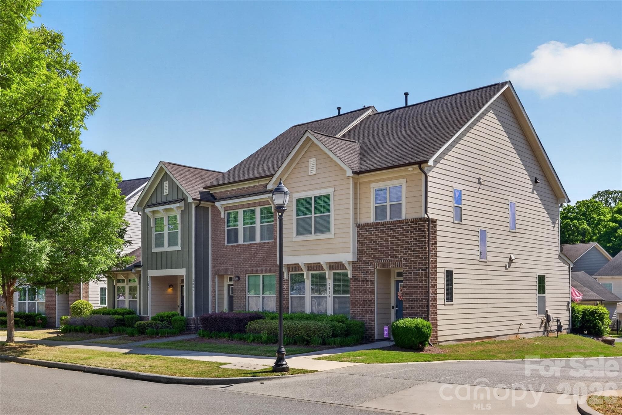 Townhouse at Charlotte, photo 3 of 28