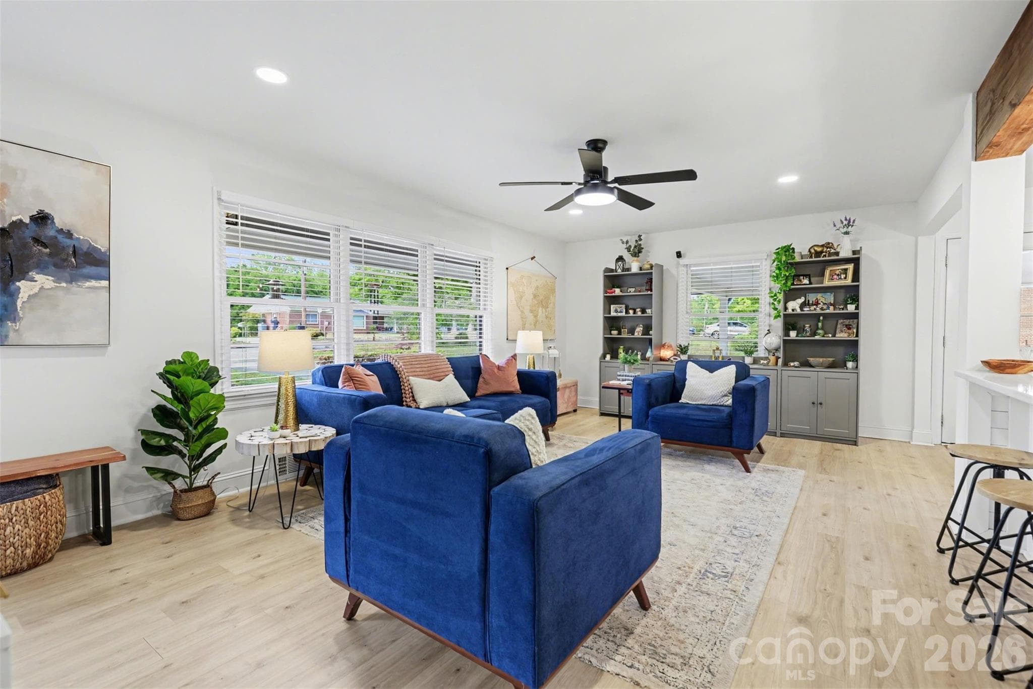Spacious living area - 1209 Arbor Drive, Salisbury