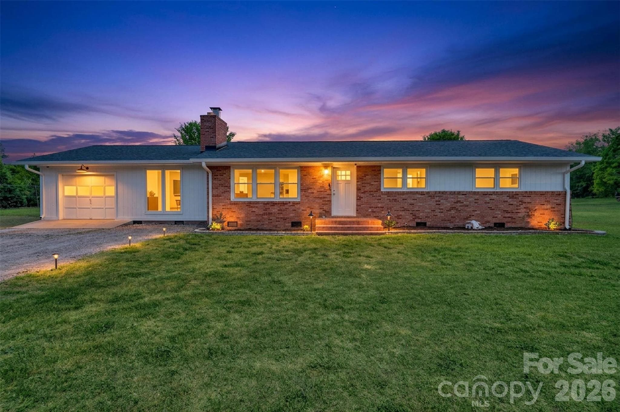 Single Family Residence at 1958 Boyd Road, Blackstock, photo 2 of 42