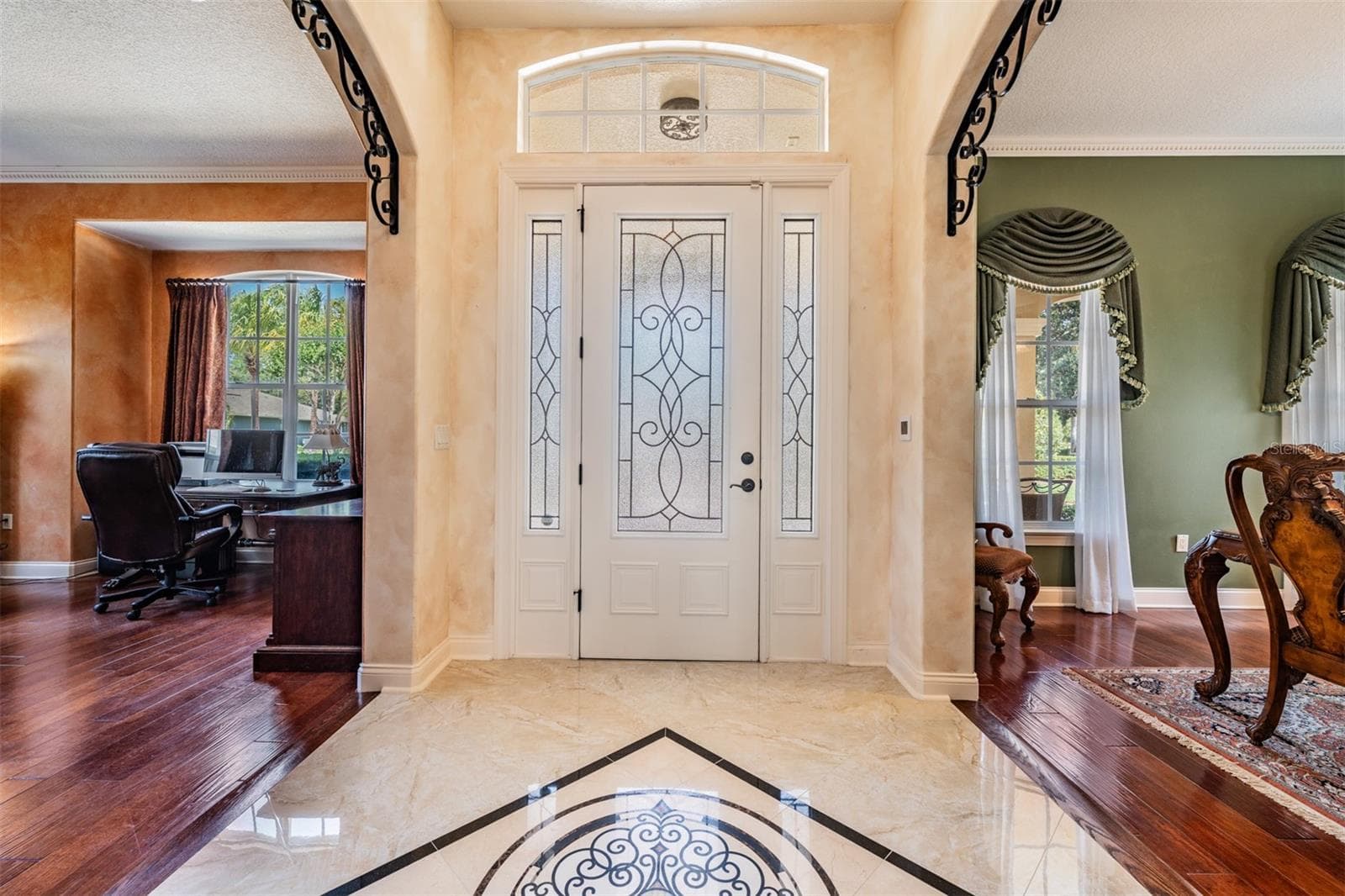 Beautiful Foyer with natural light shining into the grand entry - 21246 QUIET HAVEN CT, LAND O LAKES