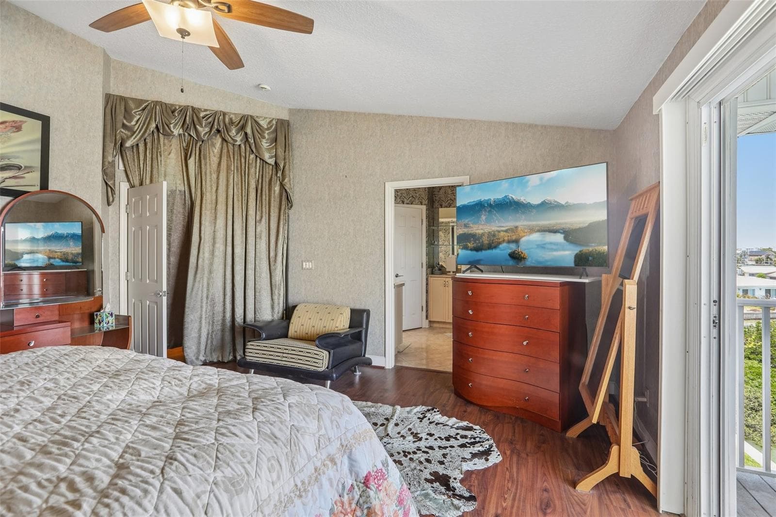 Townhouse at 113 YACHT CLUB CIR, NORTH REDINGTON BEACH, photo 26 of 47