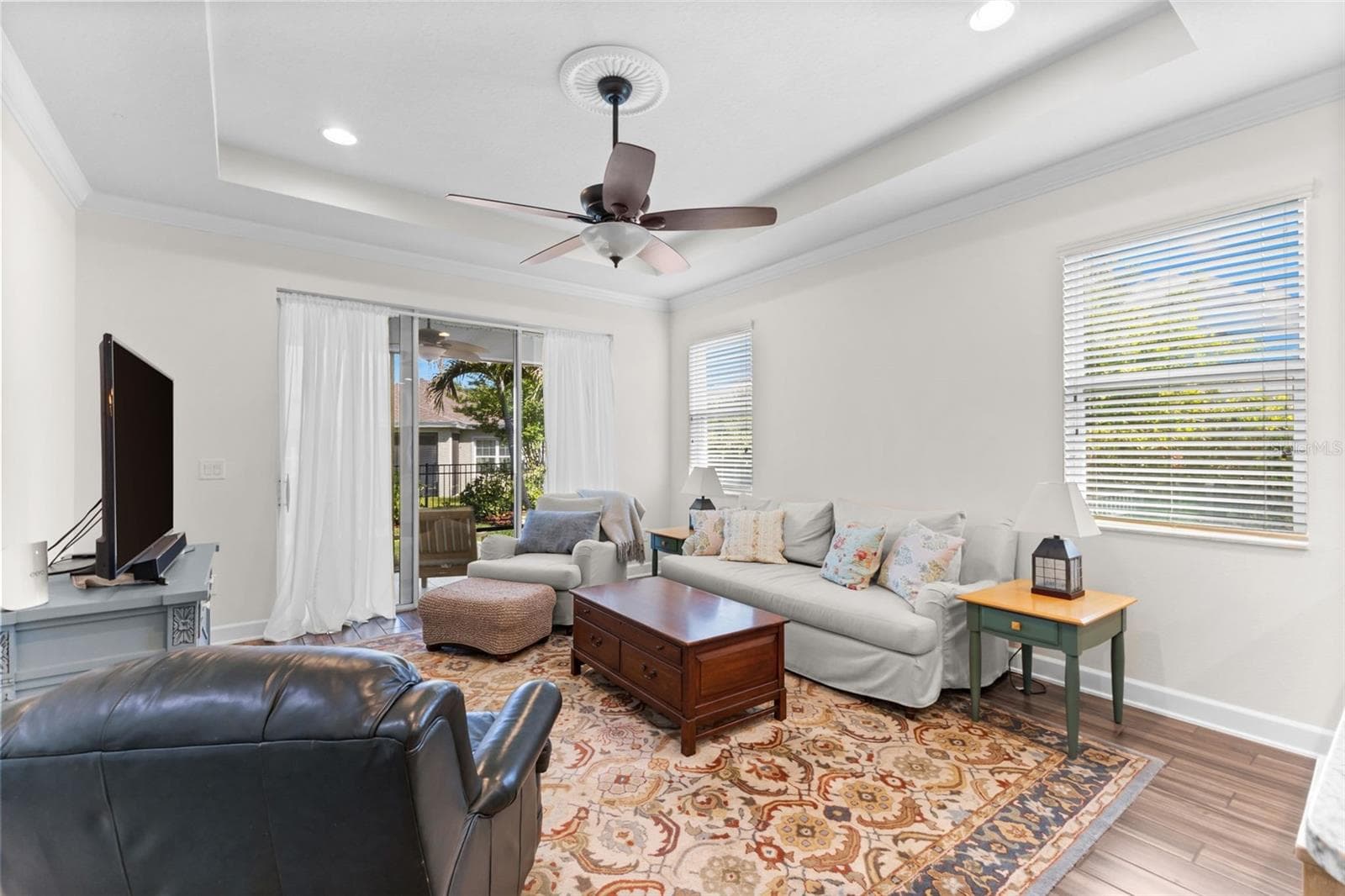 Single Family Residence at 6918 MAKERS WAY, APOLLO BEACH, photo 15 of 33