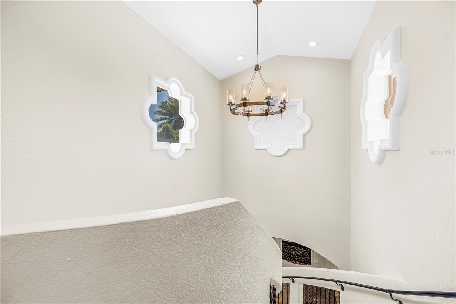 Single Family Residence at 3945 POINSETTIA DR, ST PETE BEACH, photo 24 of 96